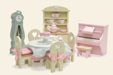 Rosebud Drawing Room