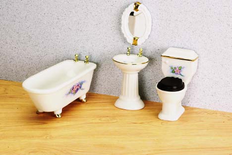 Bathroom Set with Flowers