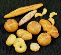 (image for) Dollhouse Scale Model Pretzel
