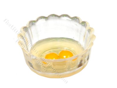 (image for) Miniature Bowl with Raw Eggs for Dollhouses