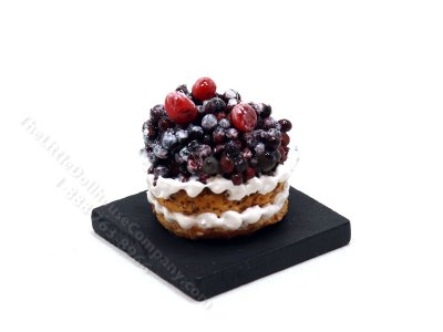 (image for) Miniature Mixed Berry Cake on Black Platter for Dollhouses