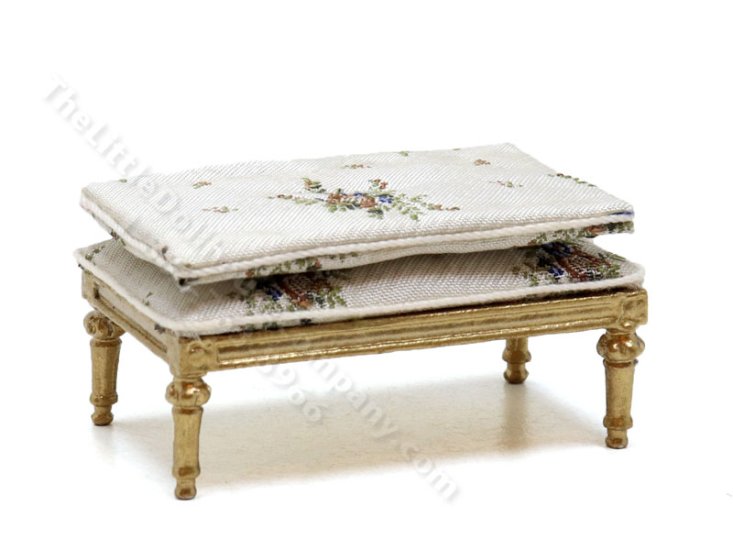 (image for) Miniature Foot Stool