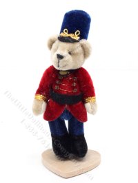 (image for) Miniature Toy Soldier Bear by Ganz