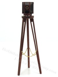 (image for) Miniature Daggeureotype Camera with Tripod