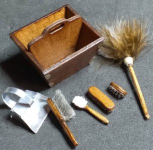 (image for) Miniature Trug with Housekeeping Tools Kit