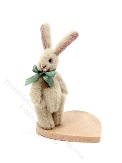 (image for) Miniature Stuffed Bunny Rabbit for Dollhouses