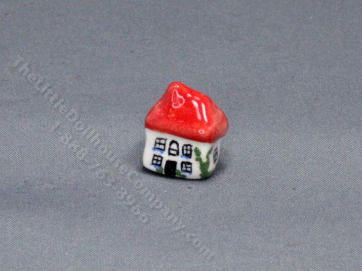 (image for) Miniature Red and White Cottage