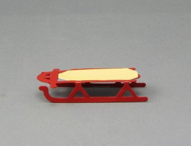 (image for) Miniature Red Sled