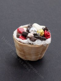 (image for) Miniature Basket of Chocolates for Dollhouses