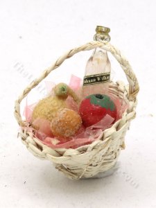 (image for) Miniature Fruit Basket with Wine