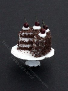 (image for) Miniature Black Forest Cake for Dollhouses