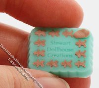 (image for) Mold w/Clay To Make 1:48 Scale Gingerbread People for Dollhouses