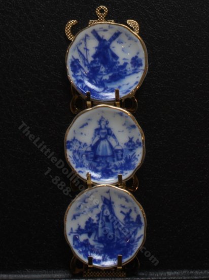 (image for) Miniature Delft Blue Porcelain Plates on Gold Rack