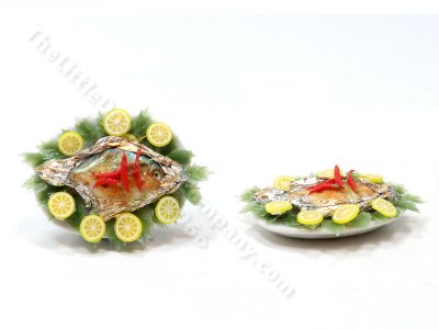 (image for) Miniature Pompano Fish on Serving Plate for Dollhouses