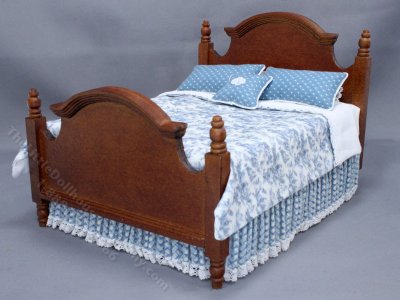 (image for) Miniature Walnut Bed Dressed in Blue Toile Bedding