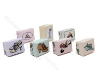 (image for) Miniature Shoe Box with Lid for Dollhouses (1 pc)
