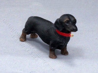 (image for) Miniature Black Dachshund Dog for Dollhouses