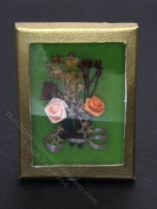 (image for) Miniature Dried Bouquet in a Box for Dollhouses