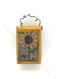 (image for) Miniature Sunflower Birdhouse