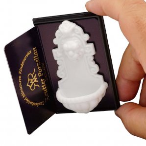 (image for) Miniature Garden Wall Fountain