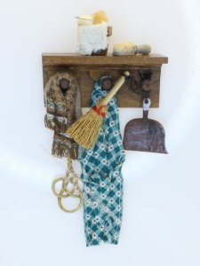 (image for) Miniature Apron Wall Rack by Bette Jo Chudy for Dollhouses