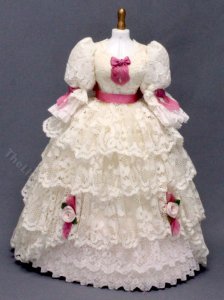 (image for) Vintage Miniature Pink and Lace Wedding Dress