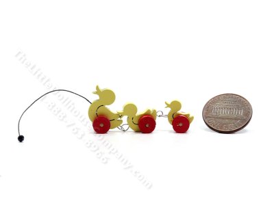 (image for) Miniature Ducks Pull Toy by Keenderson for Dollhouses