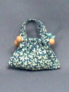 (image for) Miniature Knitting Bag for Dollhouses
