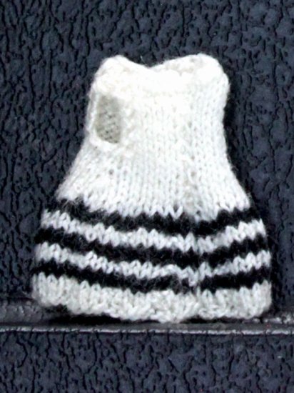 (image for) Miniature White and Black Handknit Doll's Dress