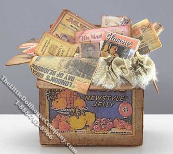 (image for) Miniature Historic Memory Box for Dollhouses