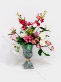(image for) Miniature Vase of Pink Flowers for Dollhouses