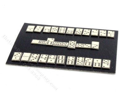 (image for) Miniature Domino Game for Dollhouses