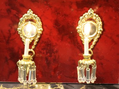 (image for) Miniature Single Arm Sconces w/Mirror and Rose Beads