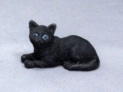 (image for) Miniature Loafing Black Cat for Dollhouses