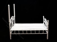 (image for) Miniature White Wire Bed for Dollhouses