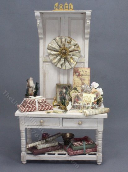 (image for) Miniature Christmas Wrapping Table for Dollhouses