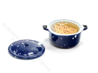 (image for) Miniature Spatterware Pot of Noodles for Dollhouses