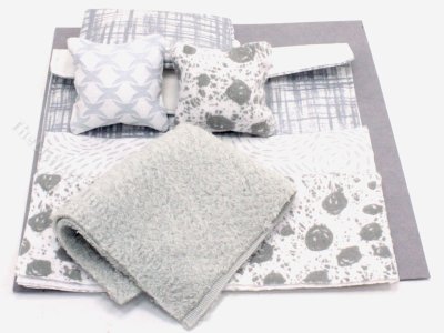 (image for) Miniature Grey Plaid Bedding for Dollhouses