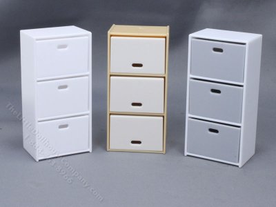 (image for) Miniature Plastic 3-Drawer Dresser for Dollhouses (1/pkg)