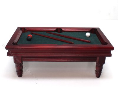 (image for) Miniature Pool Table with Cue for Dollhouses