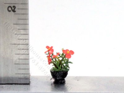 (image for) 1/144 Scale Vase of Poppies for Dollhouses