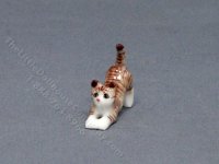 (image for) Miniature Stretching Brown Cat Statuette for Dollhouses