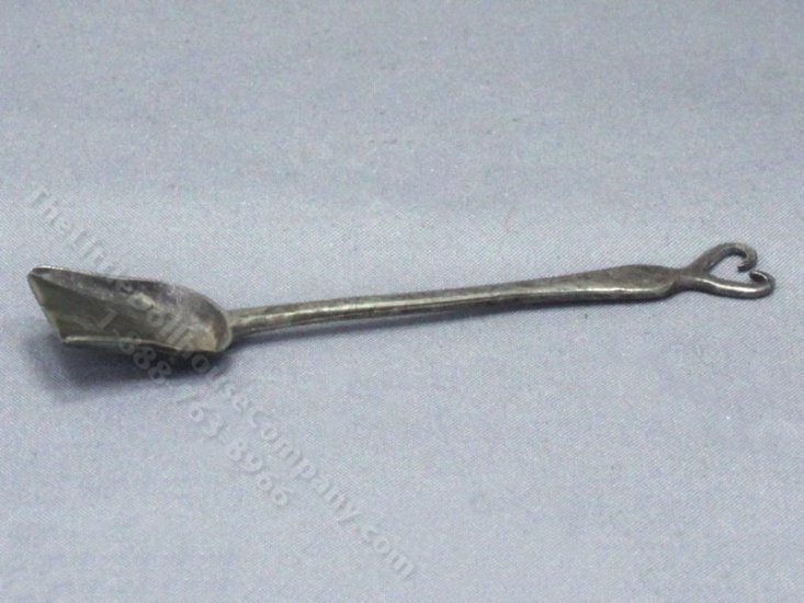 (image for) Miniature Ash Shovel for Dollhouses
