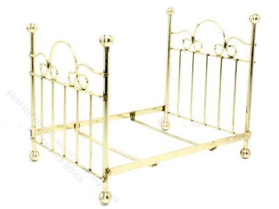 (image for) Vintage Miniature Brass Bed