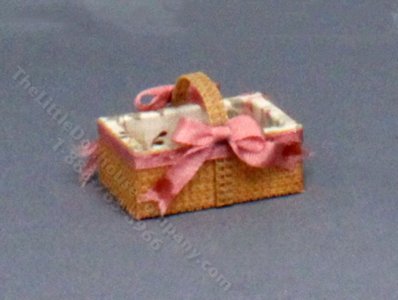 (image for) Miniature Handmade Lined Basket for Dollhouses