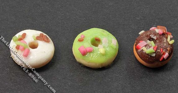 (image for) Miniature Doughnut with Sprinkles for Dollhouses (1/pk)