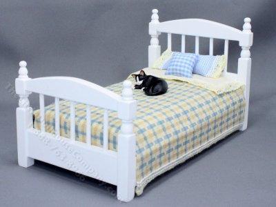 (image for) Miniature White Bed Dressed in Yellow and Blue Bedding
