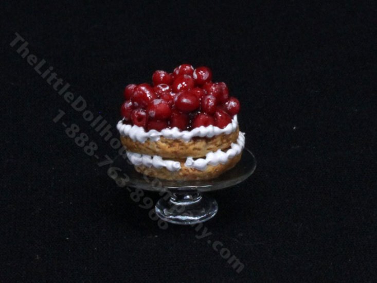 (image for) Miniature Strawberry Shortcake Cake for Dollhouses