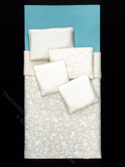 (image for) Miniature Single White On Ecru Small Floral Bedding Set