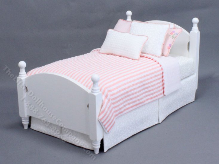 (image for) Miniature White Bed Dressed in Pink and Grey Bedding